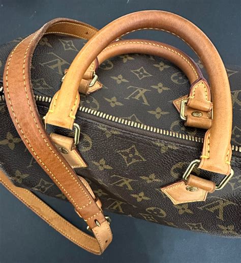 where to get louis vuitton authentication|authentic louis vuitton bag identification.